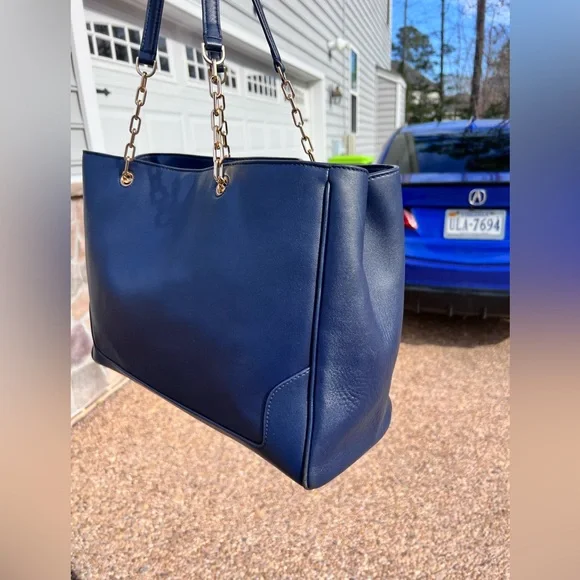 Tory Burch Tote - Picture 4 of 10